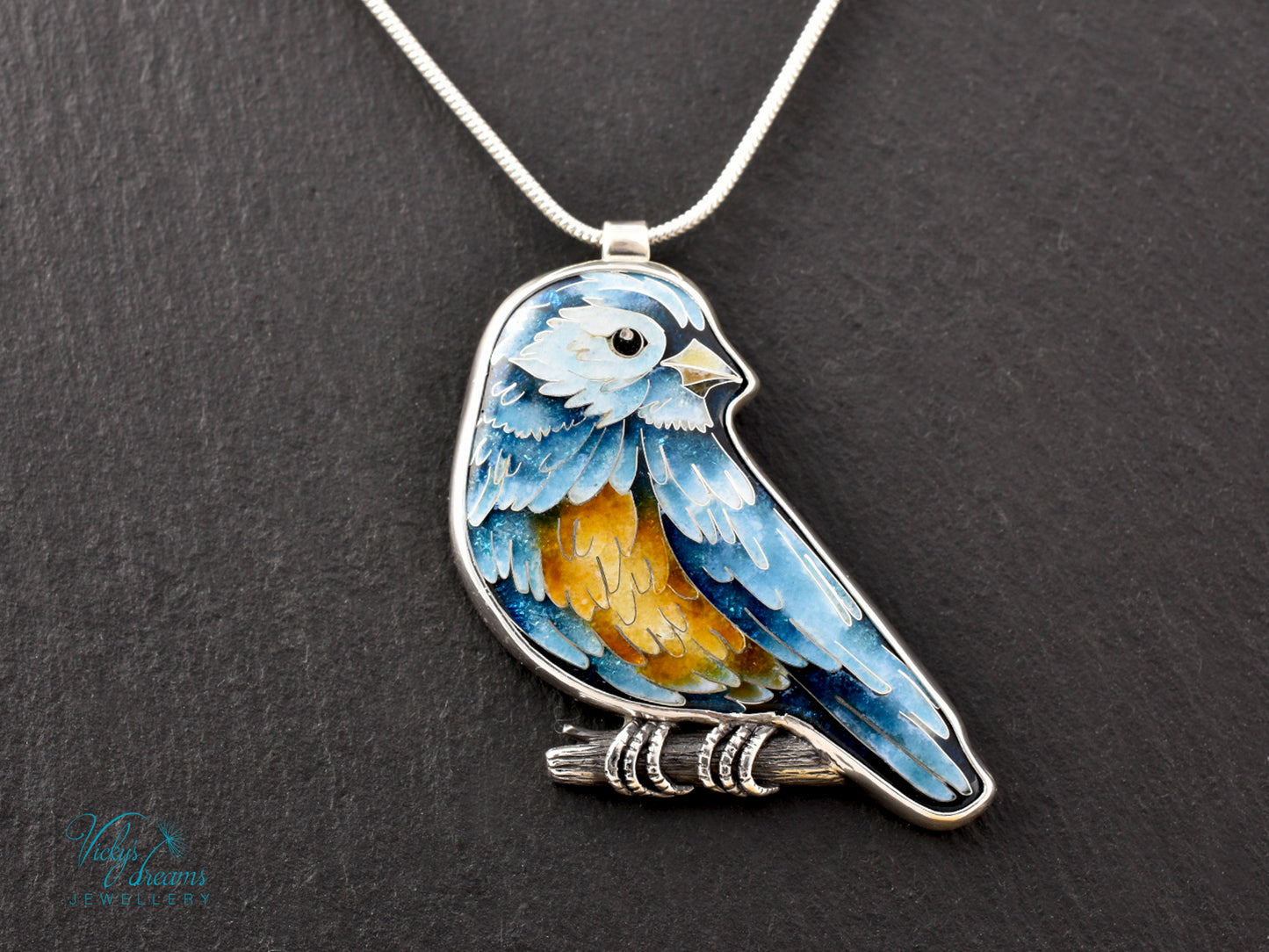 Handmade Cloisonné Bird Pendant – Enamel Necklace in Sterling Silver – Colorful Songbird Jewelry – Nature-Inspired Artisan Gift