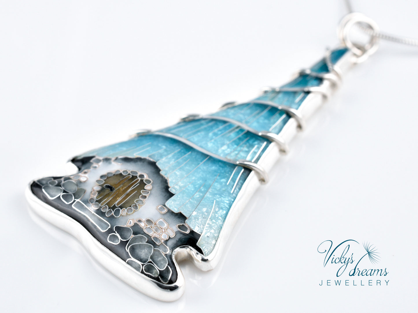 Fairy house pendant