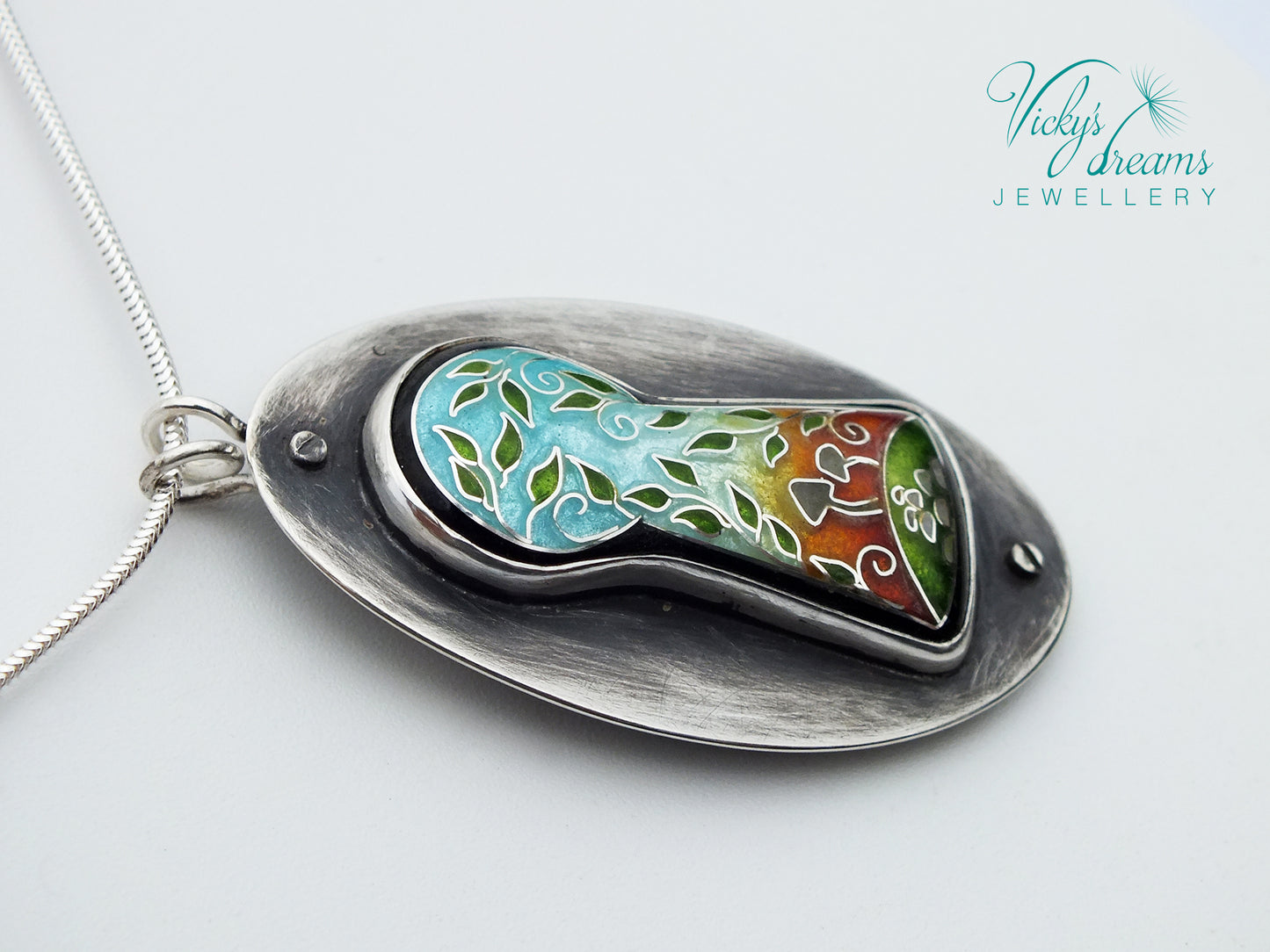 Color Key hole - Cloisonné enamel necklace