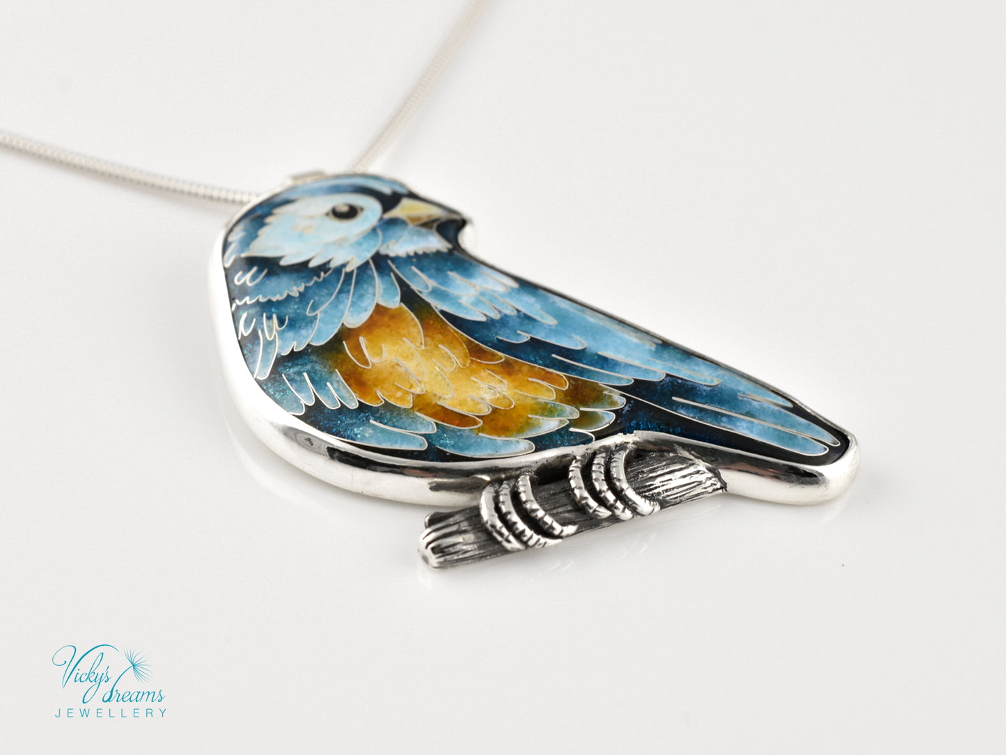Handmade Cloisonné Bird Pendant – Enamel Necklace in Sterling Silver – Colorful Songbird Jewelry – Nature-Inspired Artisan Gift