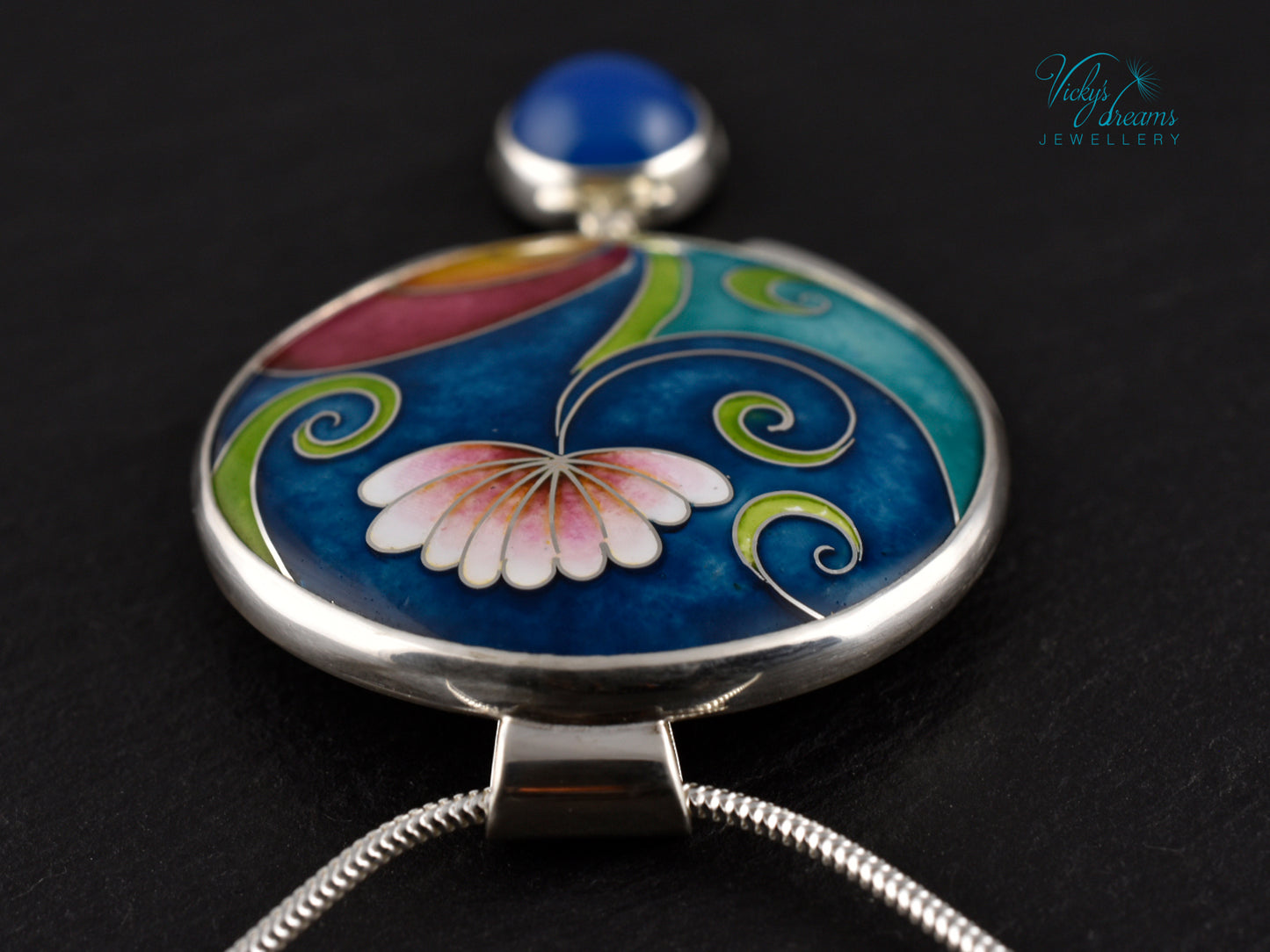 Boho flower Handmade Cloisonné Enamel Necklace – Vibrant Floral Design with Sterling Silver and Blue Agate