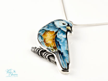 Handmade Cloisonné Bird Pendant – Enamel Necklace in Sterling Silver – Colorful Songbird Jewelry – Nature-Inspired Artisan Gift