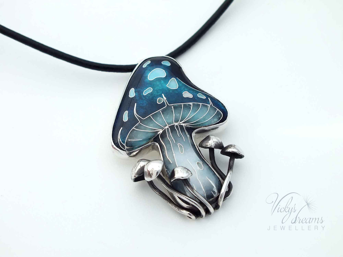 blue mushroom,