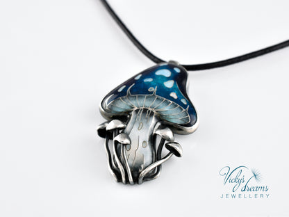 blue mushroom,