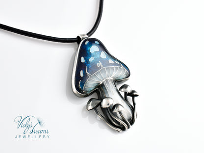 blue mushroom,