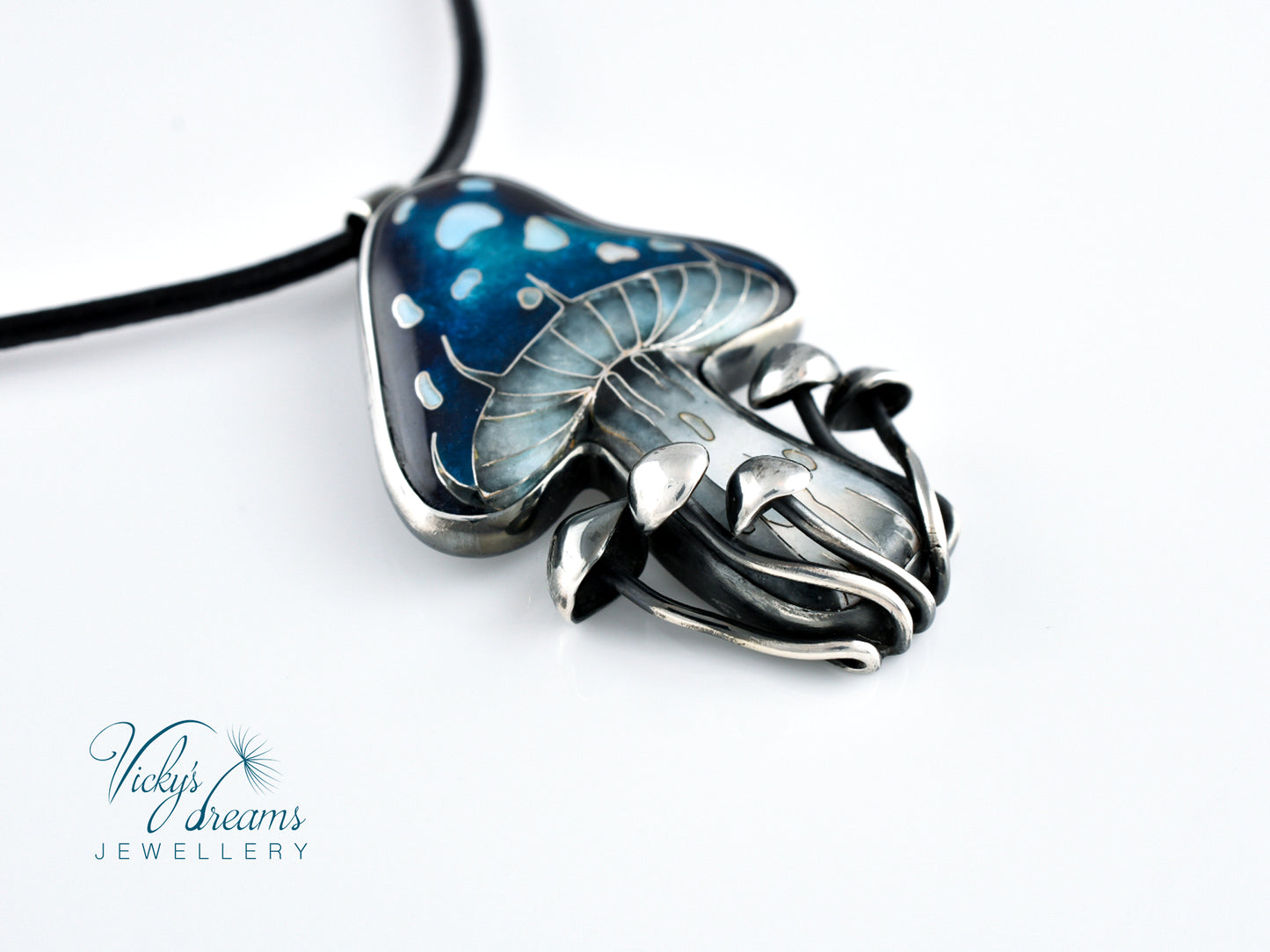 blue mushroom,