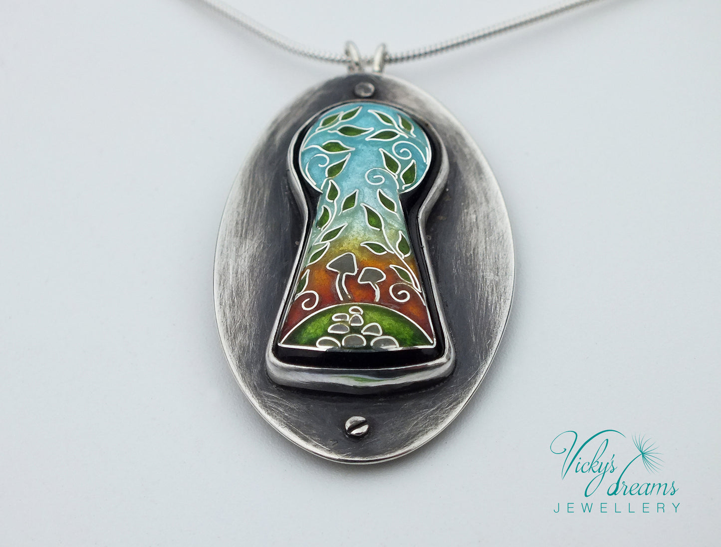 Color Key hole - Cloisonné enamel necklace