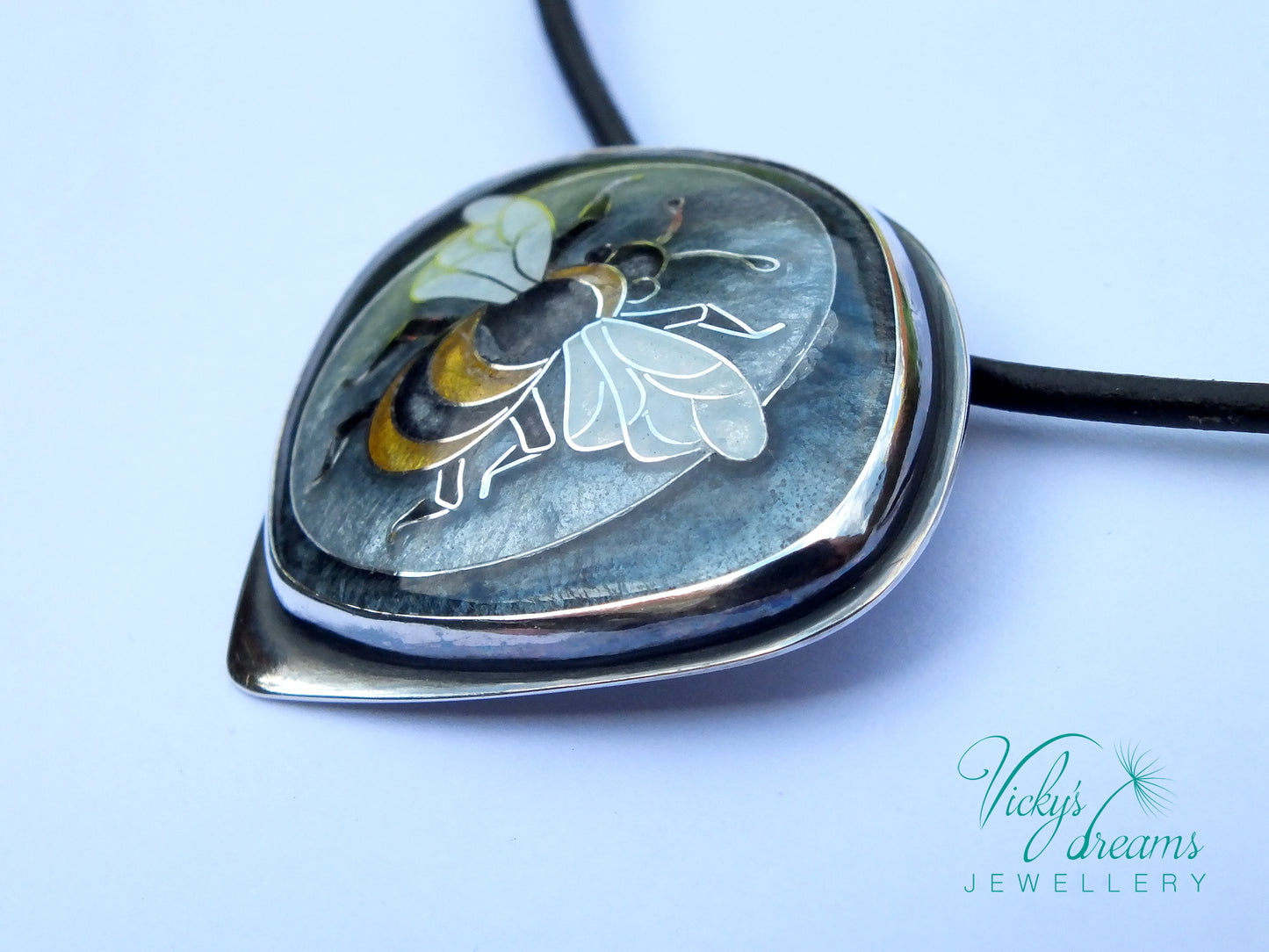 honeybee - cloisonne' enamel pendant