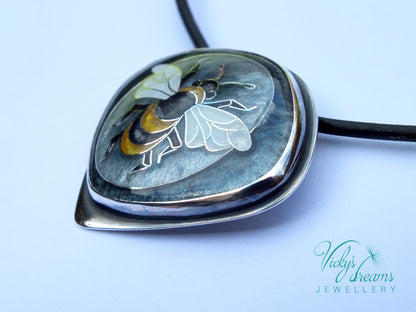 honeybee - cloisonne' enamel pendant