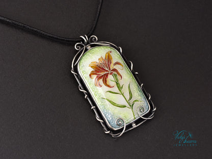 Elegant Fire Lily Enamel Pendant - Handcrafted Nature-Inspired Necklace for Botanical Enthusiasts
