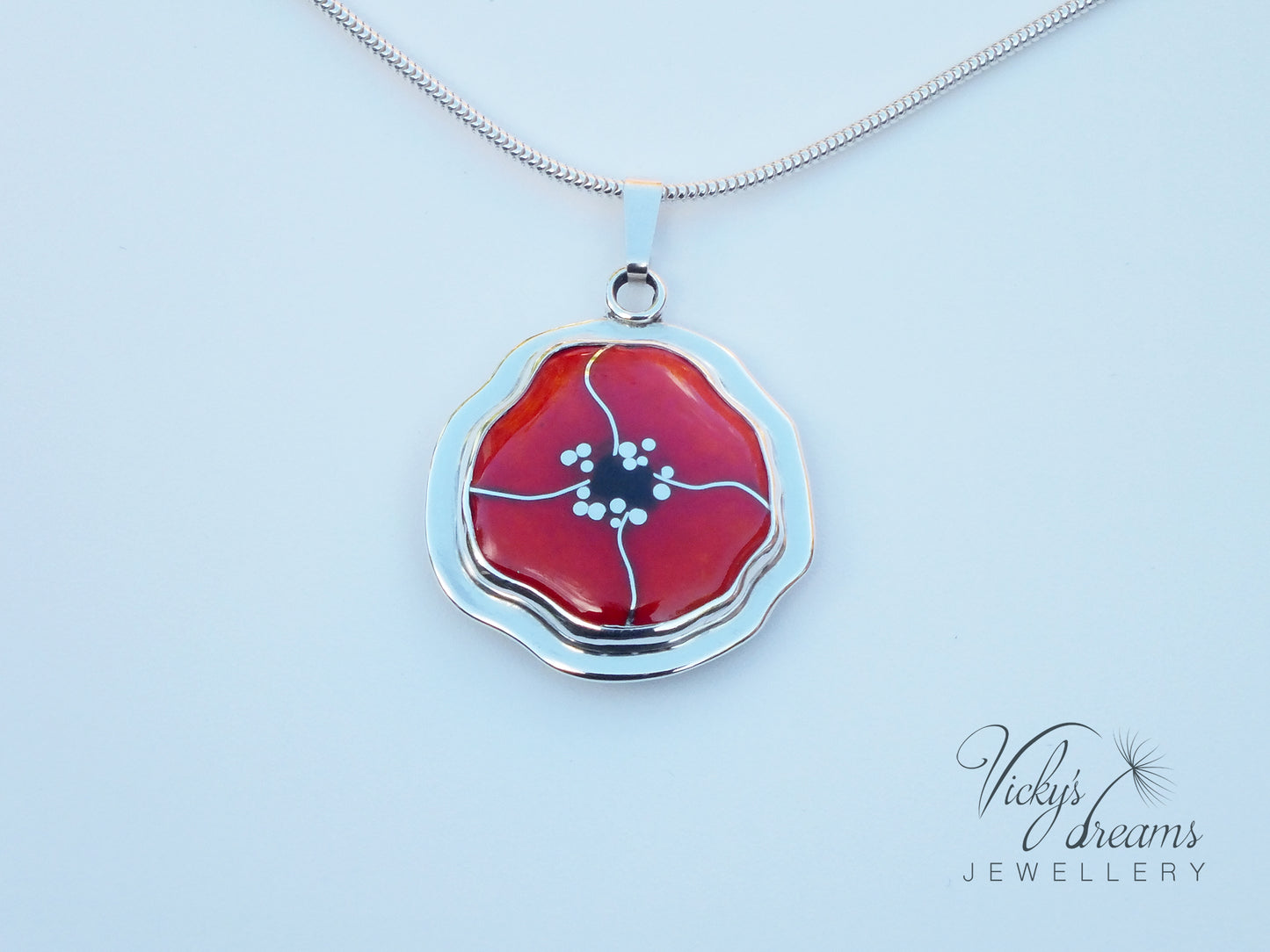 Poppy - Cloisonné enamel necklace