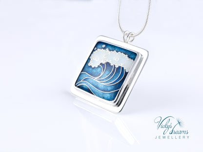 Vibrant blue seawaves