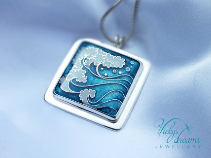 Vibrant blue seawaves