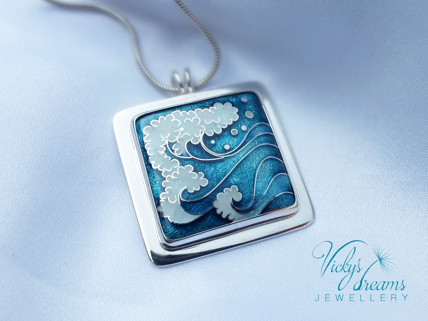 Vibrant blue seawaves