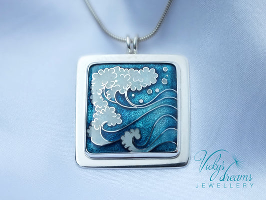 Vibrant blue seawaves