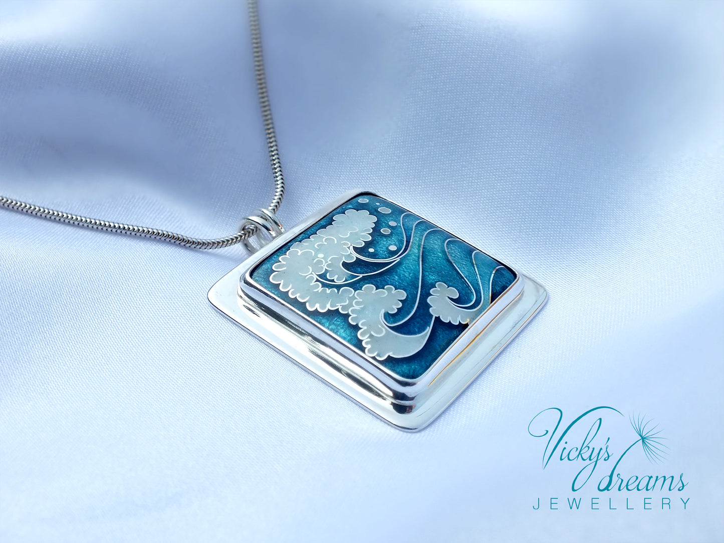 Vibrant blue seawaves