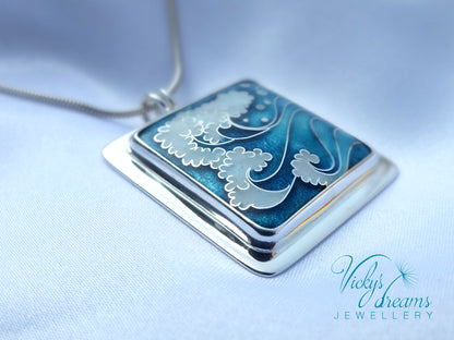 Vibrant blue seawaves