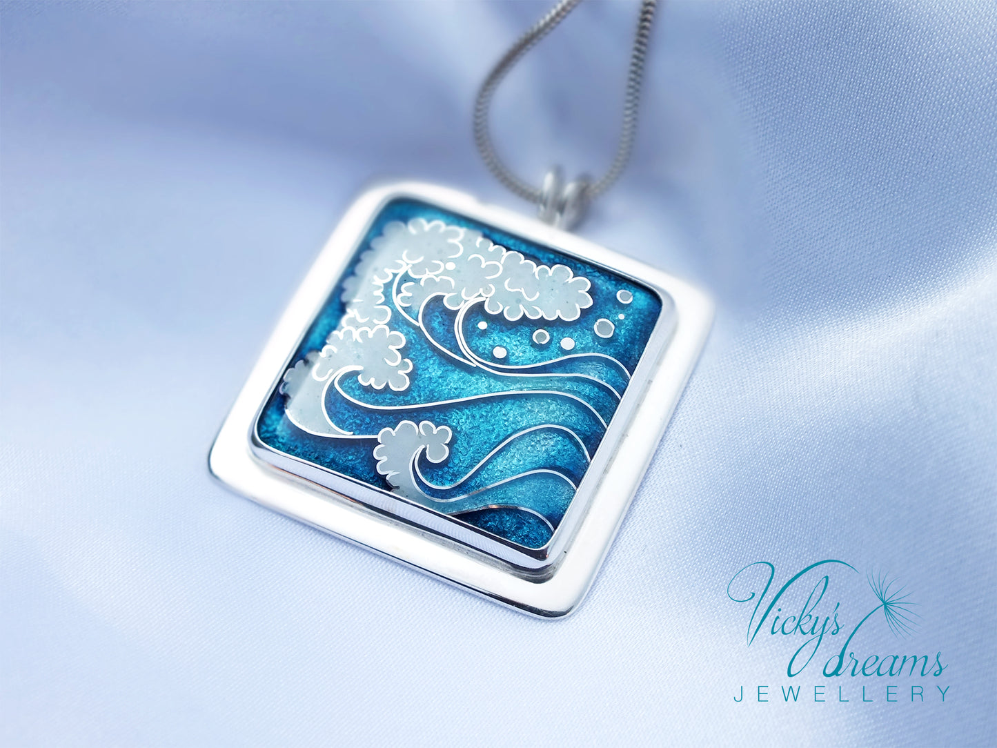 Vibrant blue seawaves