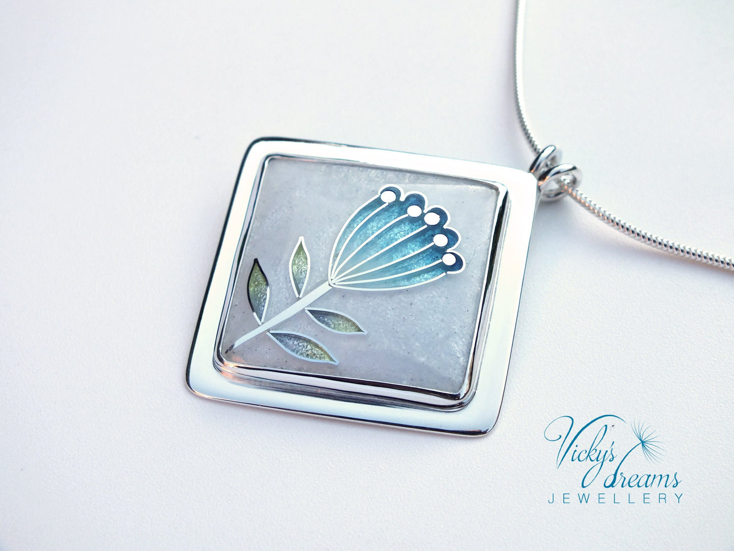 simple  little blue flower, sterling silver necklace, cloisonne enamel jewelry